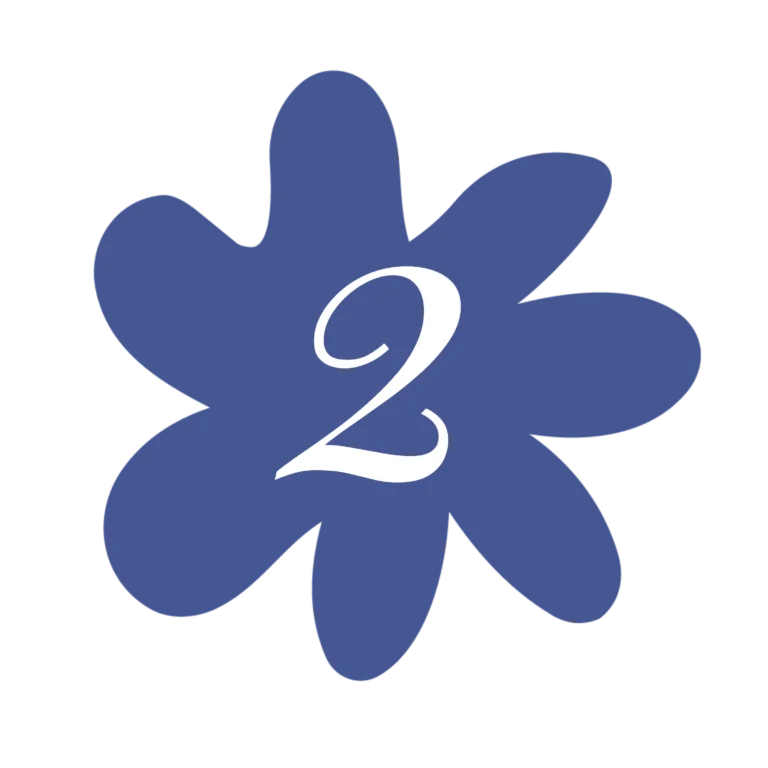 fleur bleue etape 2 d'un atelier peinture sur céramique à Vitré